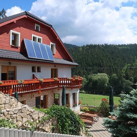 Penzion Bawaria Horní Lomná Esterno foto
