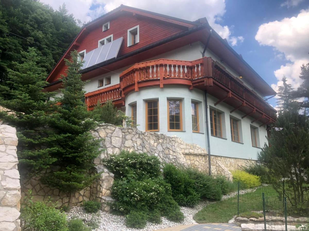 Penzion Bawaria Horní Lomná Esterno foto